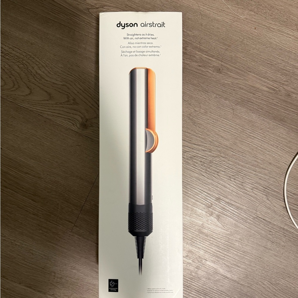 Dyson Airstriat Hair Tool in Silver and Orange
